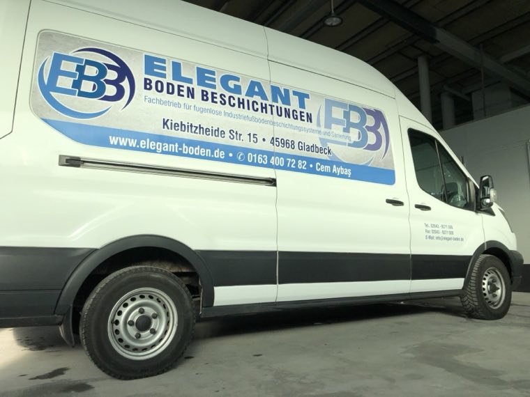 Elegant Boden – Beschriftung Kastenwagen