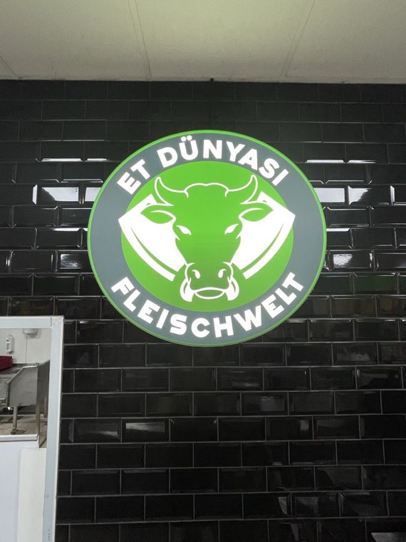 Et Dünyasi Fleischwelt – Rundes Leuchtlogo