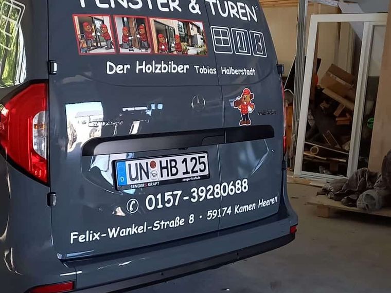 Der Holzbiber &ndash; Heckbeschriftung mit Bildmotiven