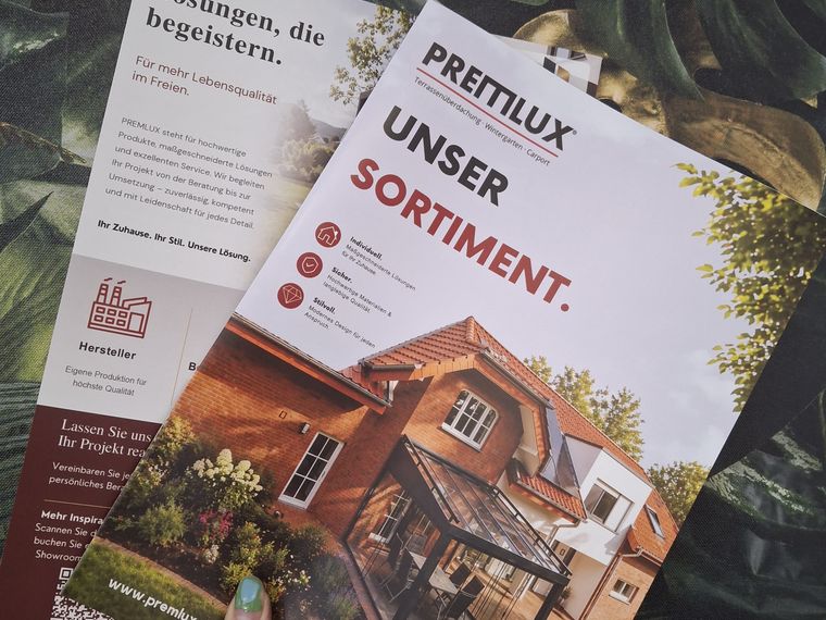 Prettilux &ndash; Flyer und Sortimentsprospekt