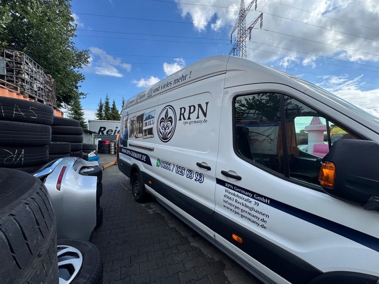 RPN Germany &ndash; Großraumtransporter komplett beschriftet