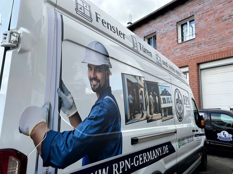 RPN Germany &ndash; Transporter mit Fotomotiv