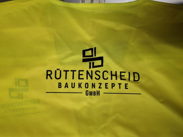 Rüttenscheid Baukonzepte &ndash; Logodruck auf Warnweste
