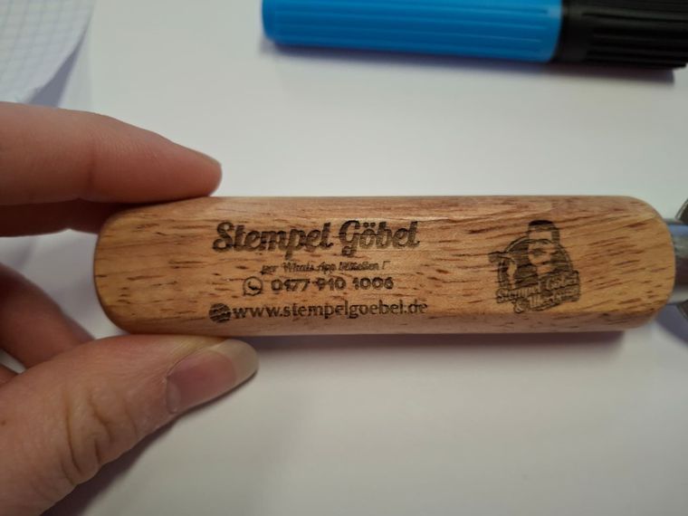 Stempel Göbel &ndash; Zollstock mit Firmenlogo