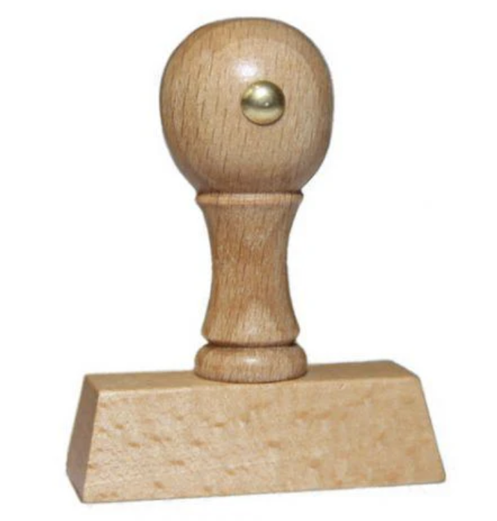 Eckiger Holzstempel mit Holzgriff